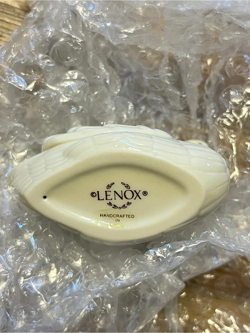 Vintage Lenox Swan Figurine 24K Gold Accents Place Card Holder/Cake Topper